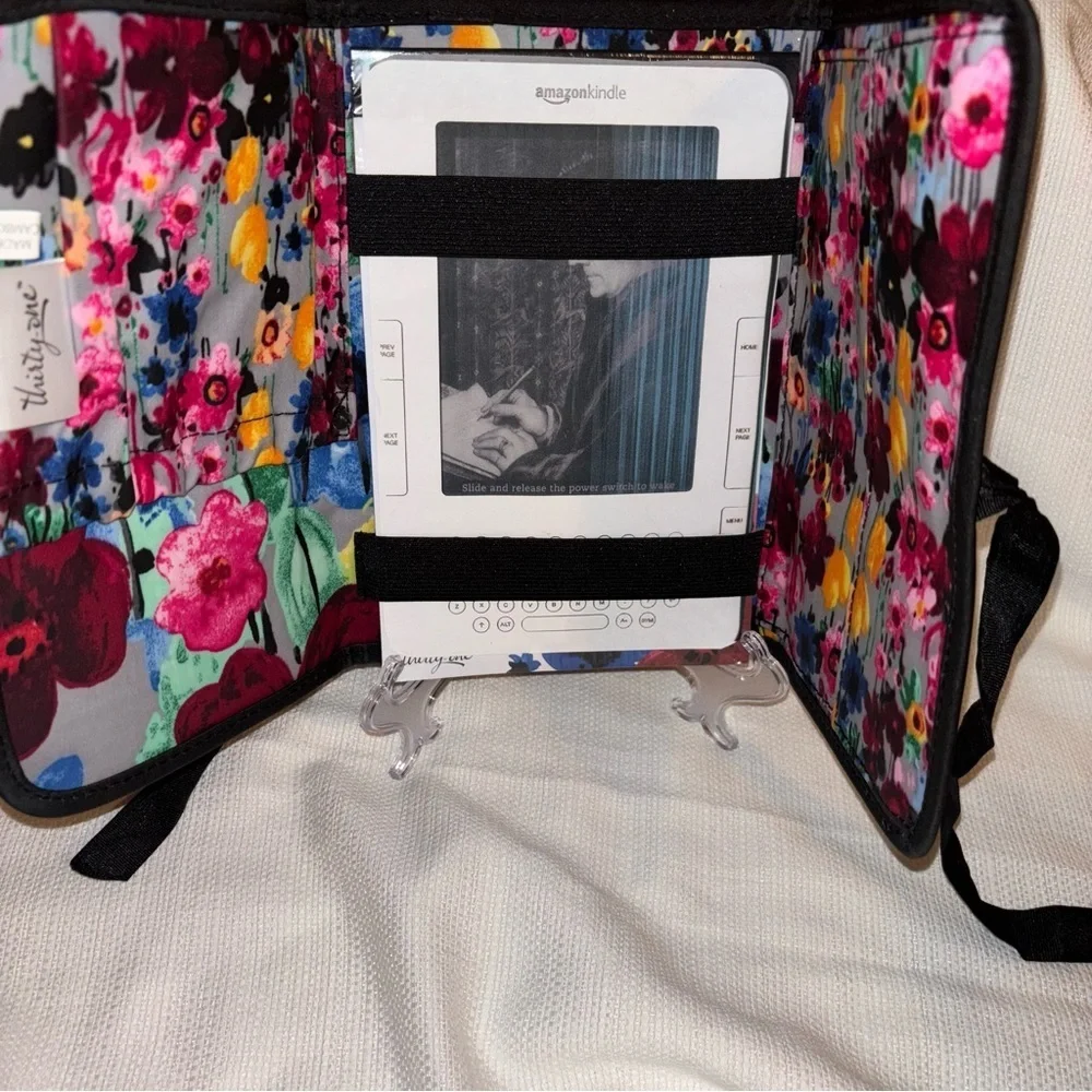 Thirty one Floral Print with Black Trim Kindle Cover Case